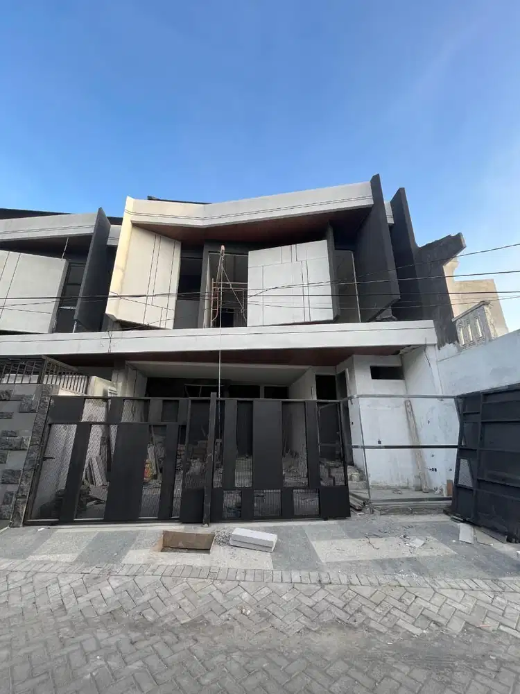 RUMAH MEWAH SHM NEW MANYAR ADA 2 UNIT dkt Araya Kertajaya Klampis