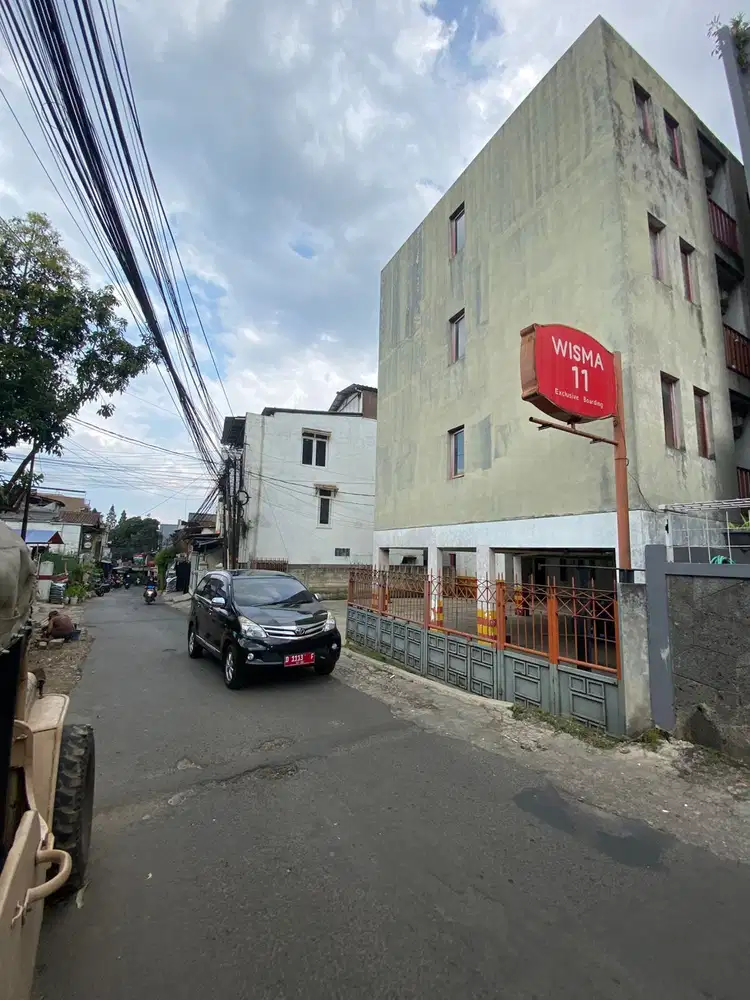 Dilelang Wisma 11 Dago