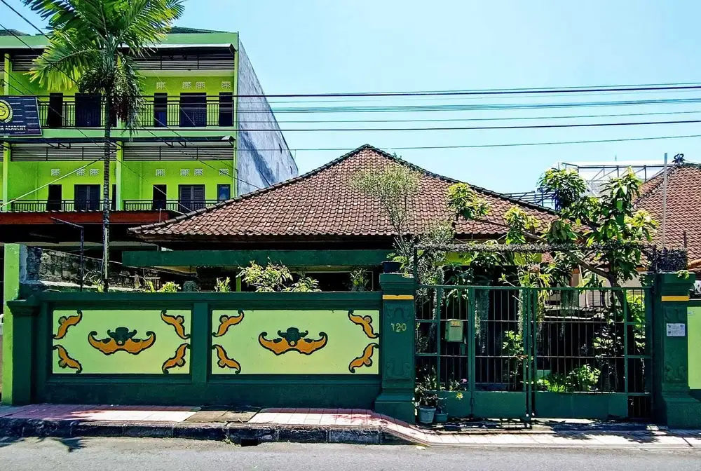 Dijual rumah di lokasi strategis kawasan komersial di Denpasar