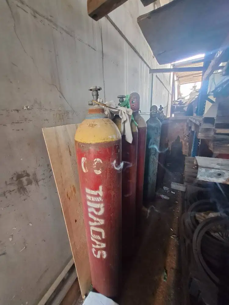 Jual Tabung Kosong bekas CO dan Oxygen