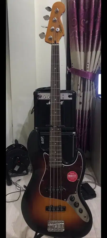 SQUIRE CLASSIC VIBE 60