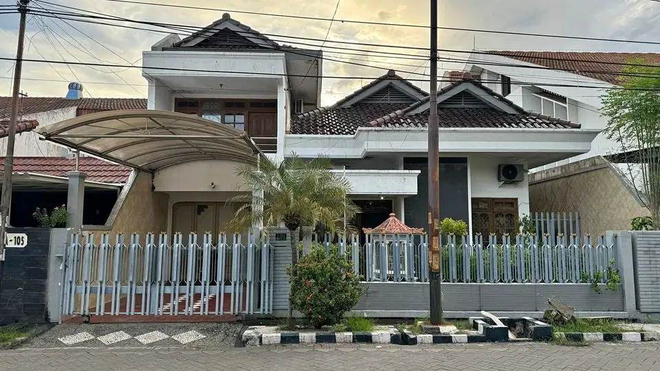 DHARMAHUSADA INDAH BARAT SIAP PAKAI PAS DI BALIK JLN KEMBAR