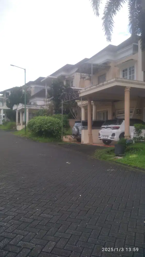 Dijual rumah bagus di Citraland dekat Watetpark