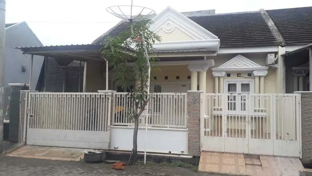 Rumah secound di Tegal  sapphire residemce