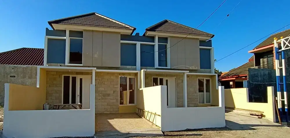 BARU GRESS 2 UNIT RUMAH di KEMIRI INDAH BLURU PUSAT KOTA SIDOARJO