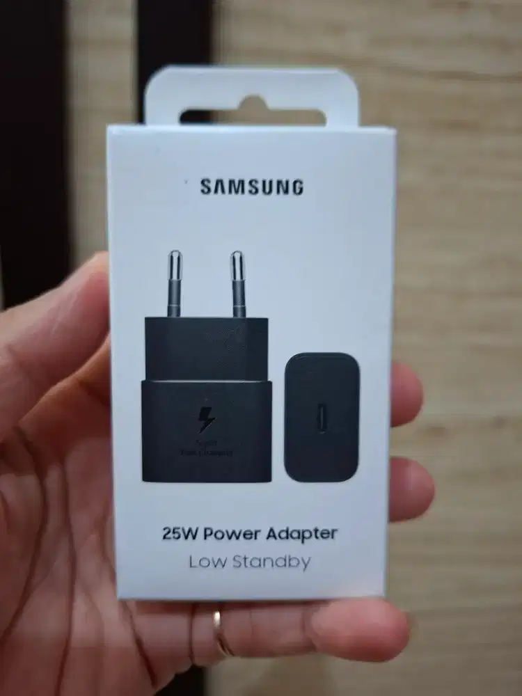Samsung Charger . Power adapter 25W