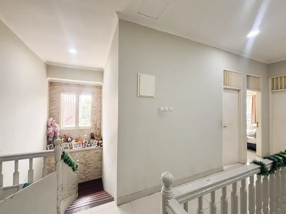 DIJUAL RUMAH MEWAH – TAMAN HIMALAYA, LIPPO KARAWACIDIJUAL RUMAH MEWAH