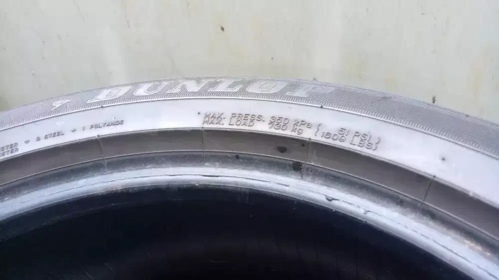 Ban bekas dan ban bekas