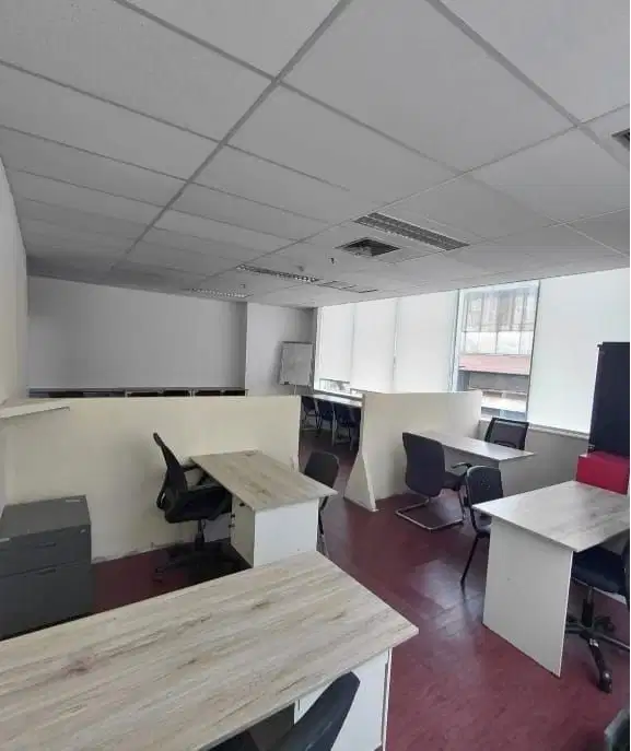 SEWA KANTOR DI JAKARTA PUSAT SALEMBA 89M2 FULL FURNISHED 130K NEGO