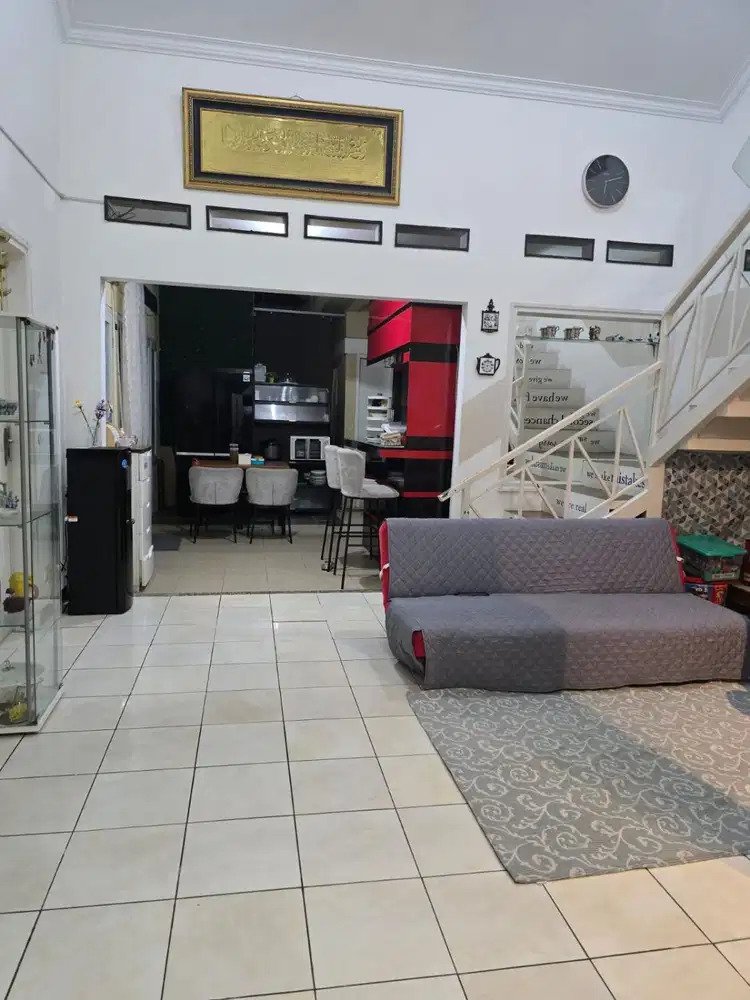 JUAL Murah Rumah 2 lantai Strategis nyaman siap huni di Jingganagara, kota baru parahyangan