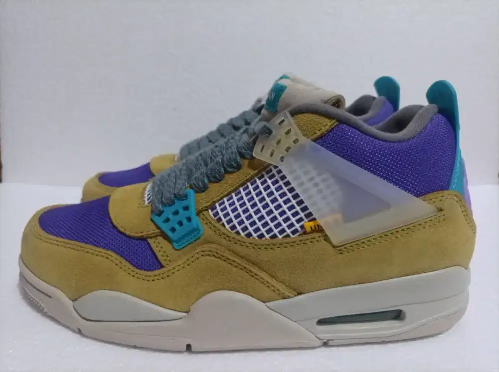 Nike Jordan Retro 4 UNLA