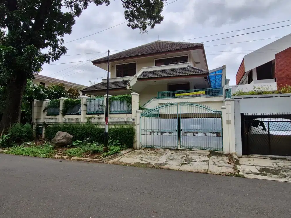 RUMAH DIJUAL DI PONDOK INDAH, Strategis, MURAH