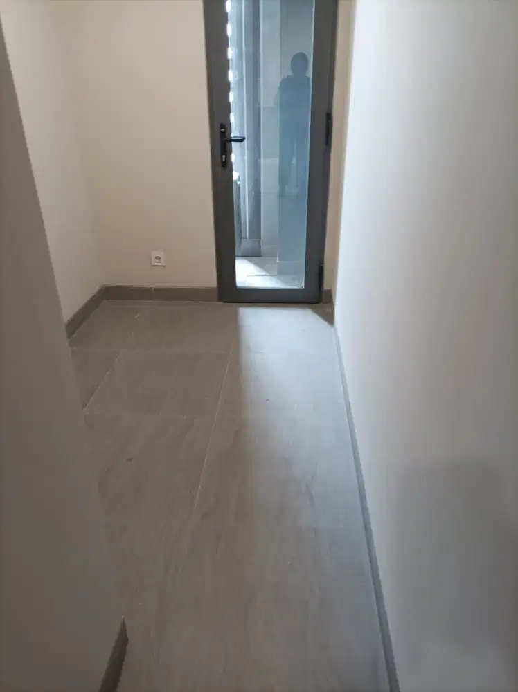 Di Jual Apartemen Menara Jakarta Luas 141 Unfurnsih