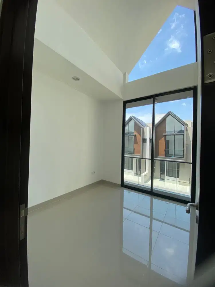 Sewa Rumah Osaka Residence PIK 2 Posisi Hook dan Bagus  Sewa Rumah Osaka Residence PIK 2 Posisi Hook dan Bagus  Sewa Rumah Osaka Residence PIK 2 Posis