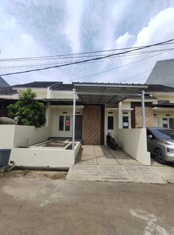 Jual rumah siap huni.harga bagus di Cibinong.