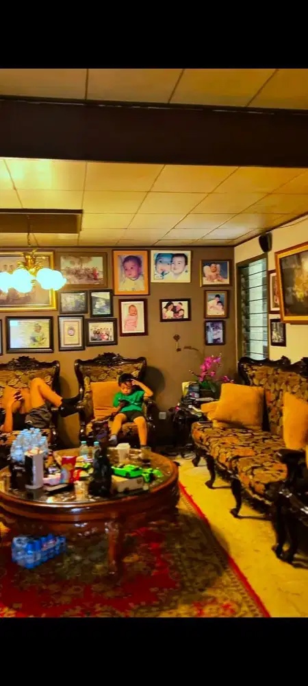 DIjual Rumah Lama Cocok Untuk dibangun Kosan, Kantor Siap Pakai Lokasi di Taman Sari Bandung