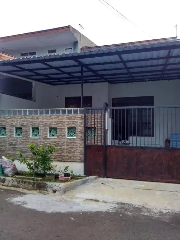 Jual rumah siap huni. rumah bagus.strategis di Taman Yasmin.