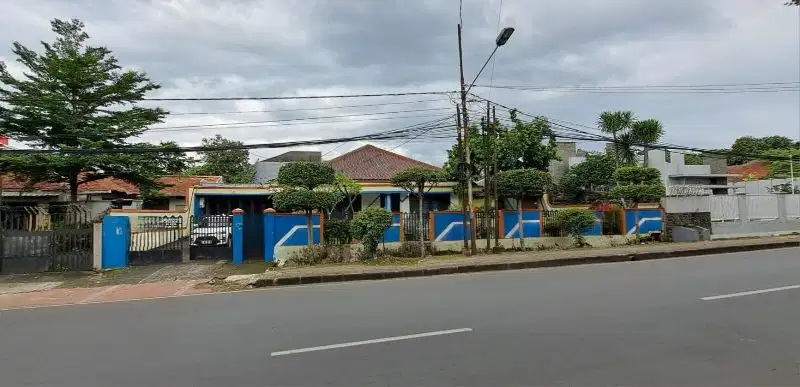 jual rumah di Jln Raya Pemuda .cocok utk usaha.