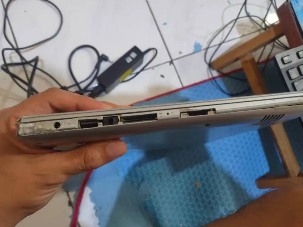 Lenovo  Core i5 gen 6 Ram 8gb SSD 256 gb dual VGA IdeaPad (80TK)