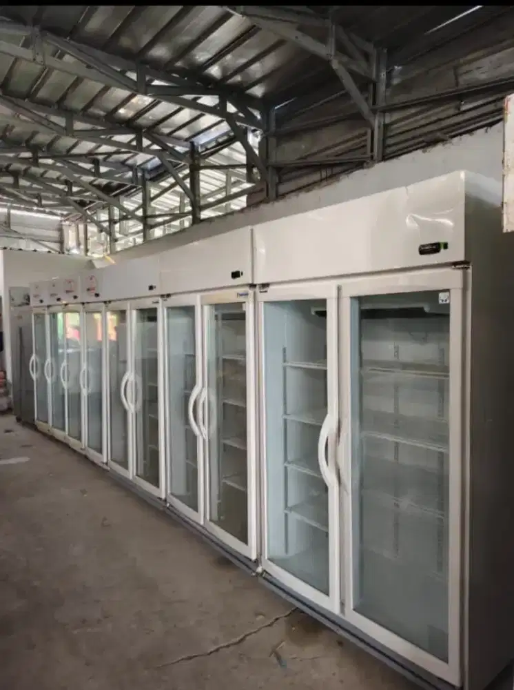 Jual showcase 2 pintu mrk panasonic