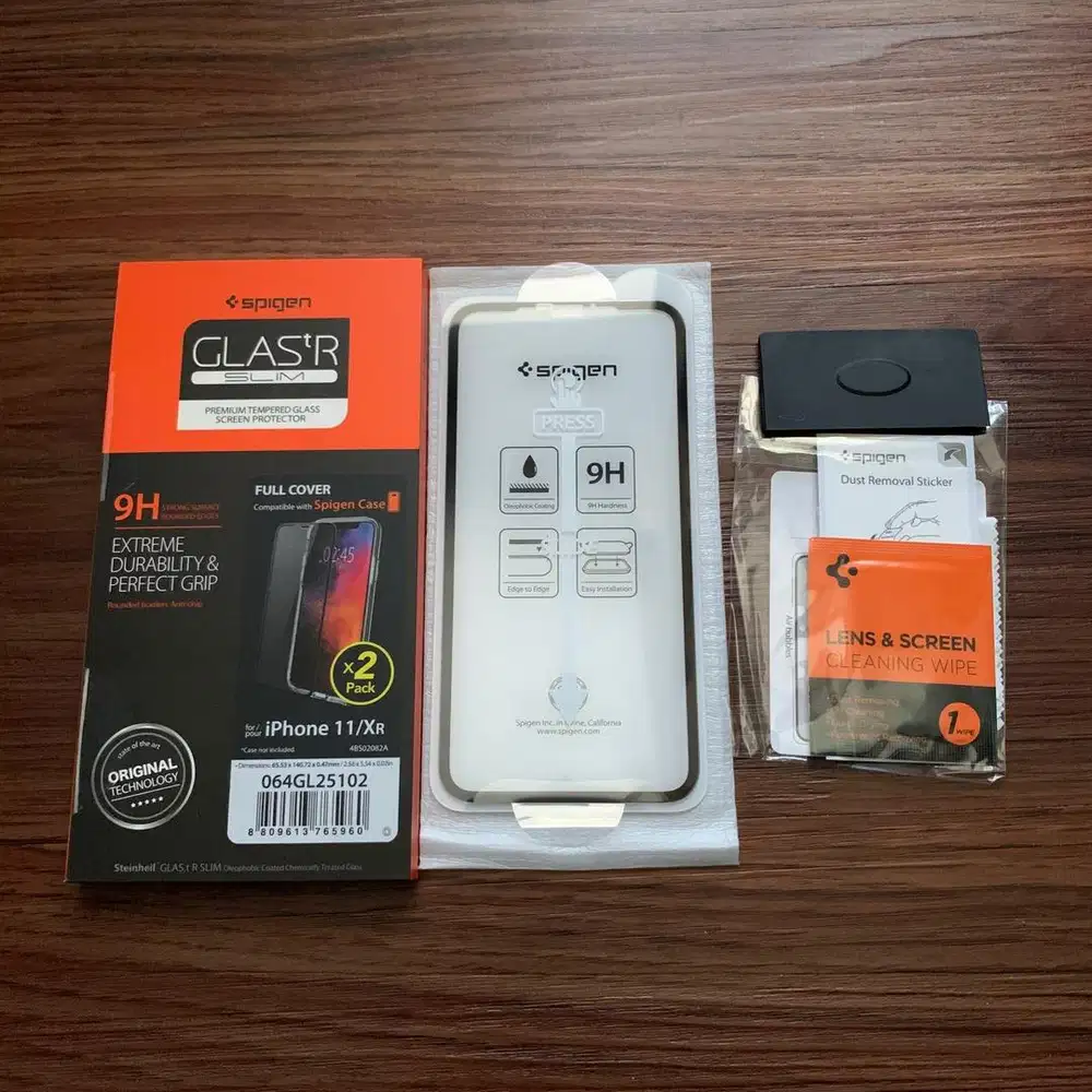 Premium Tempered Glass Screen Protector Spigen Iphone XR / 11 Full