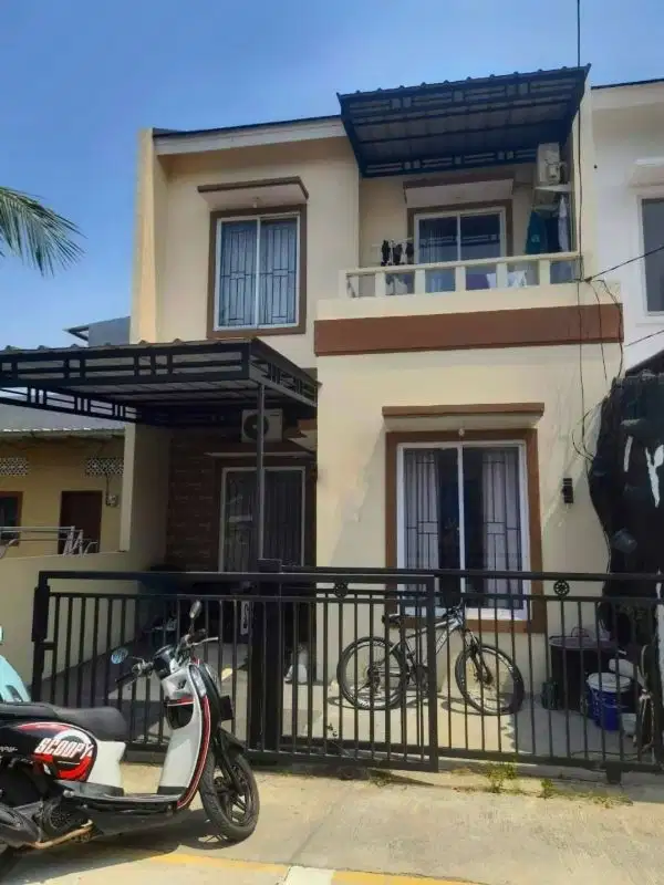 dijual rumah 2 lantai dekat mall citra raya cikupa tangerang