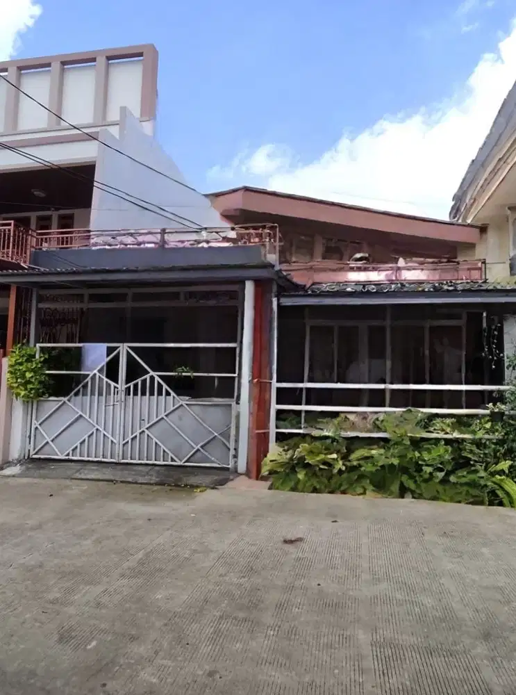 JUAL CEPAT RUMAH TUA CENGKIR TIMUR HITUNG TANAH AJA SYE