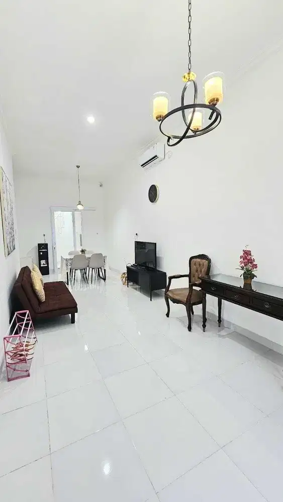 DI JUAL CEPAT RUMAH FULL FURNISH DI GRAND VIEW KARAWACI TANGERANG