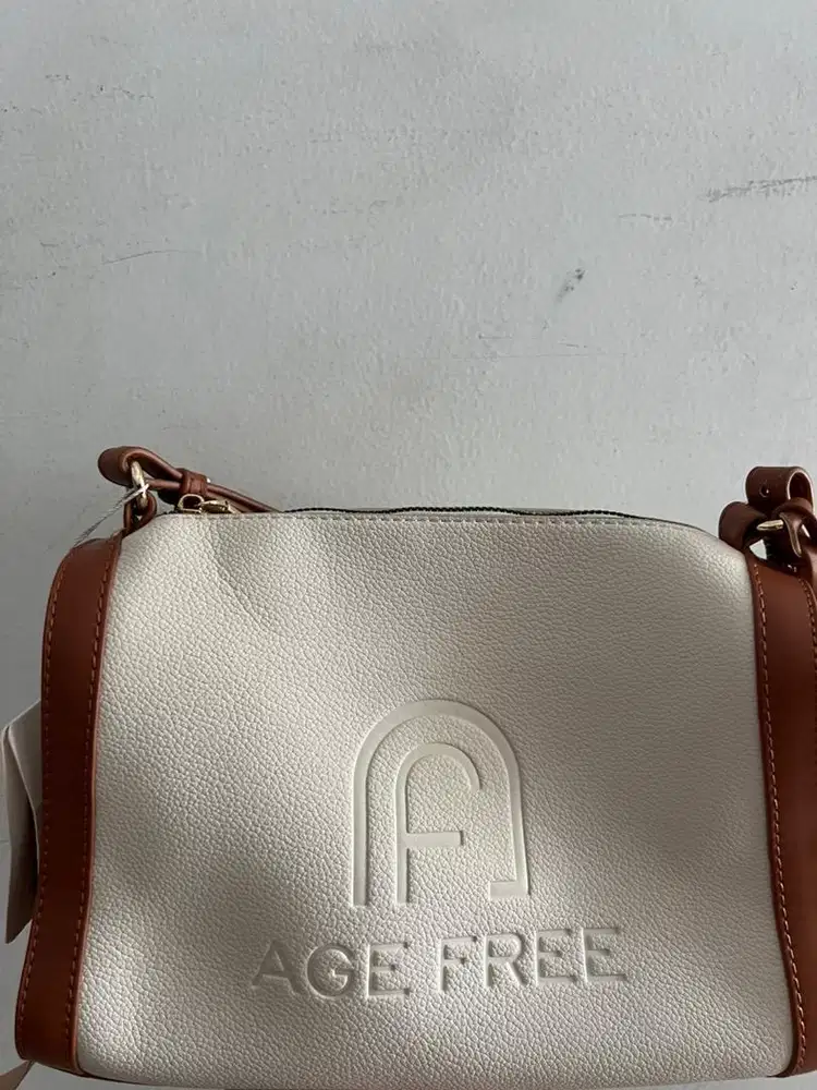 Age Free Bag Preloved Pribadi