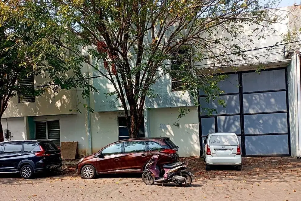 GUDANG SAFE AND LOCK LINGKAR TIMUR SIDOARJO, STRATEGIS