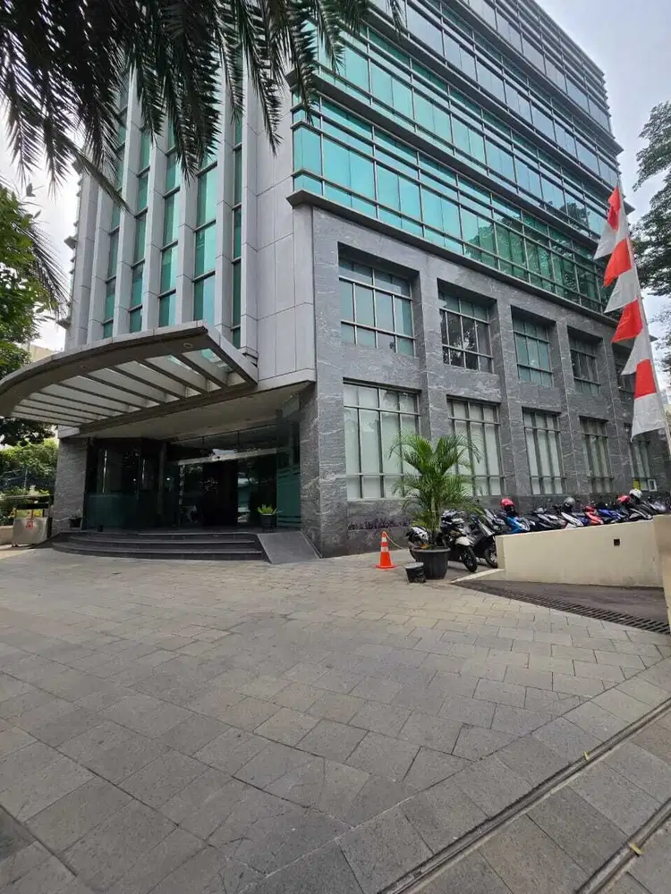 FOR SALE GEDUNG 6 LANTAI DI SENOPATI AREA KEBAYORAN BARU JAKARTA SELAT