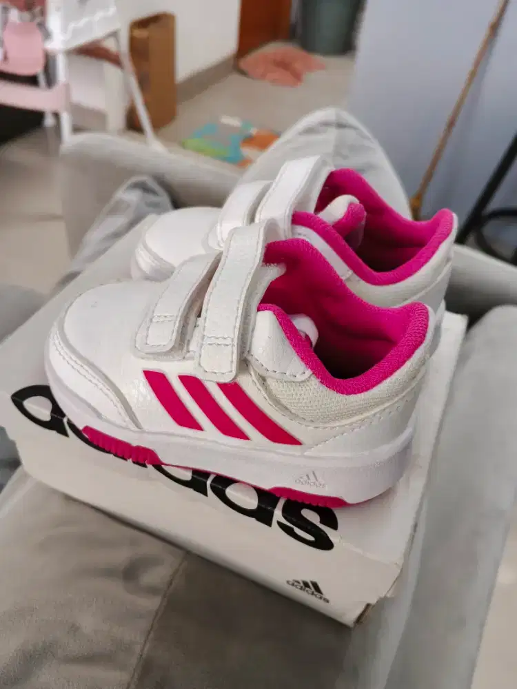 Sepatu Adidas Anak Usia 0- 1th Original New Istimewa