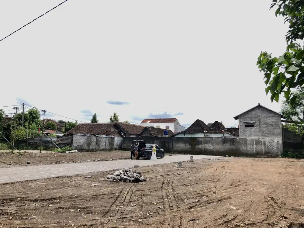 1 KM Ringroad Timut; Tanah Siap Bangun; Lingkungan Asri