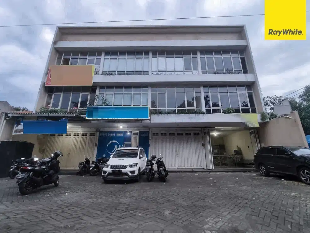 Disewakan Ruko 3 lantai di Rungkut Asri Tengah Surabaya