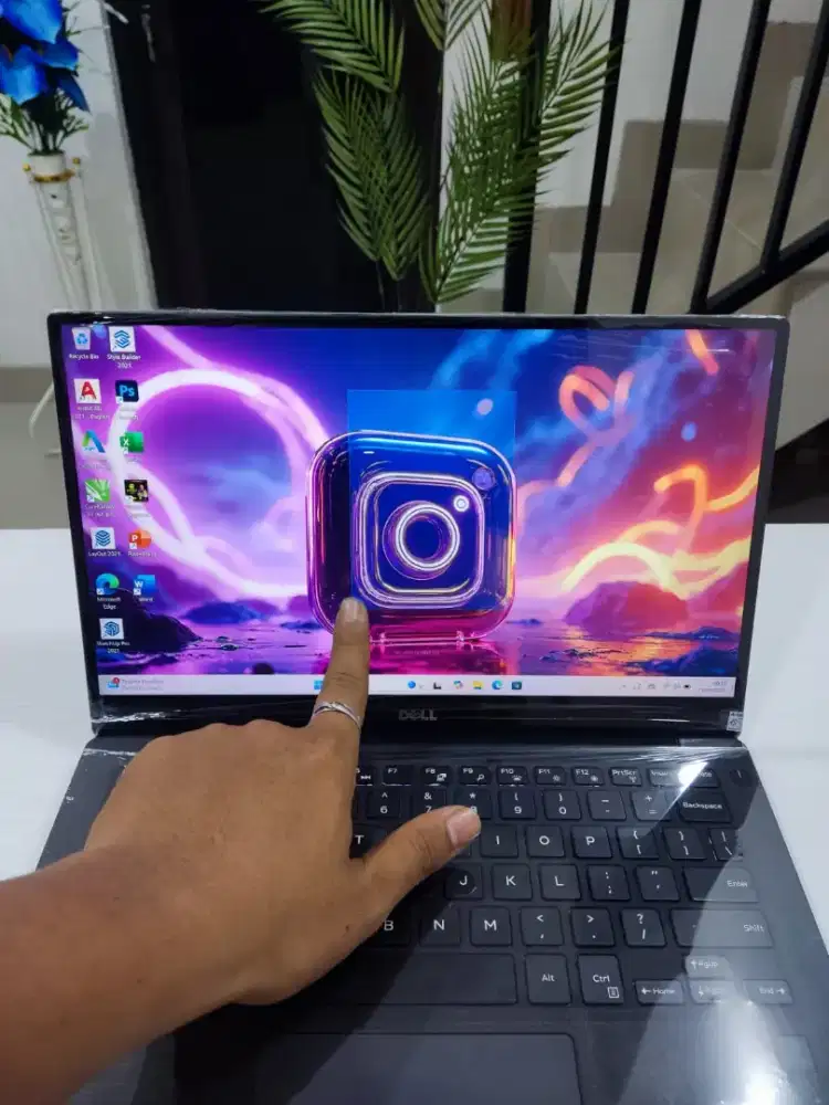 Laptop Design Slim Dell xps13 Core i5 Ram 8/256gb ssd Touchscreen COD