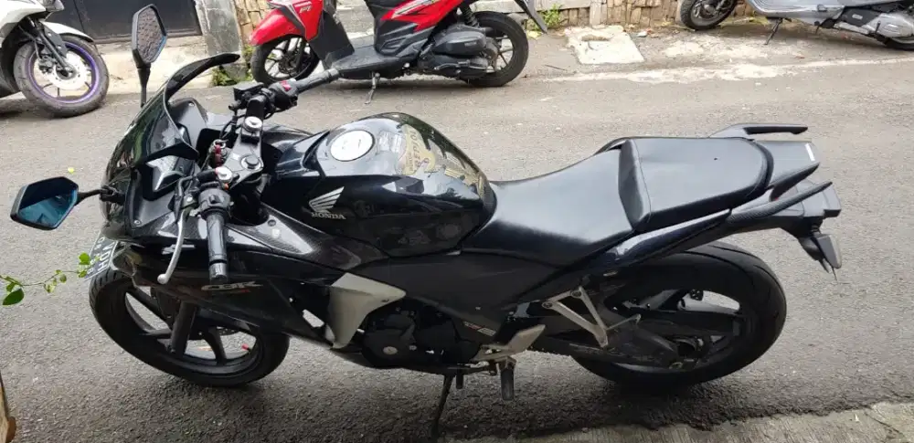 CBR 250r 2011 kondisi mulus