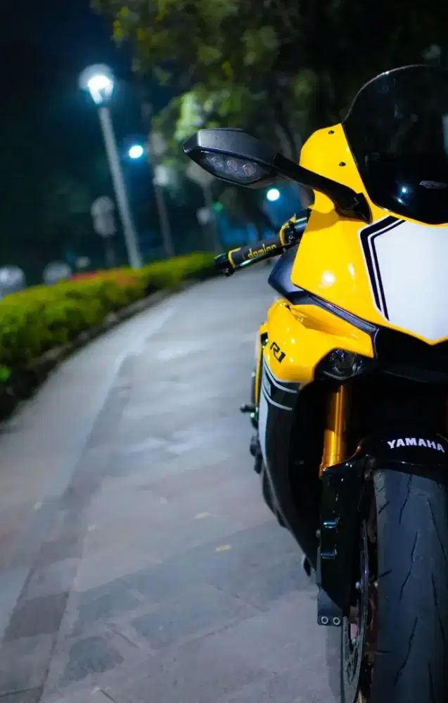 Wts Yamaha R1 Anniv edition. Km 7ribuan