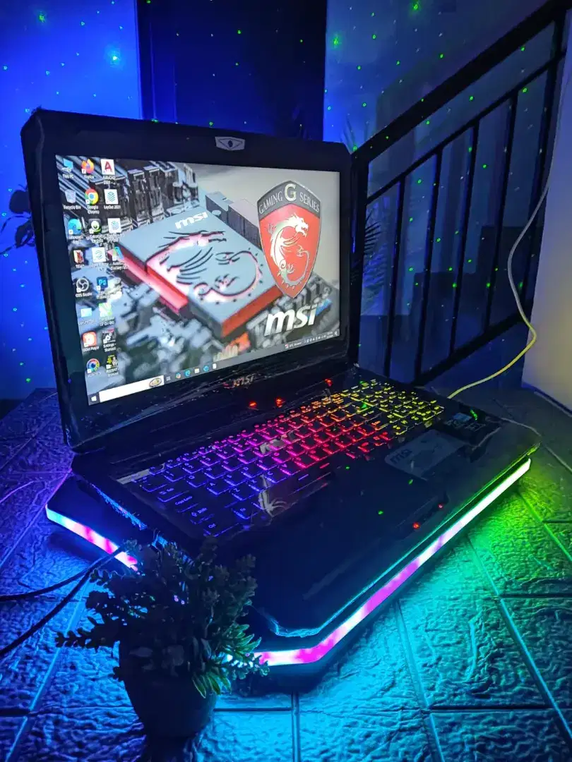 Laptop Design MSI DOMINATOR Core i7 Ram 20gb Ssd+Hdd Dual Vga COD