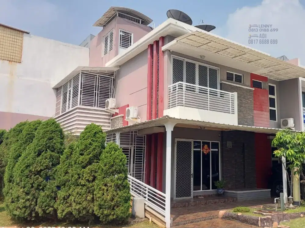 Dijual rumah cantik dan Full Bangunan di Golf Lake