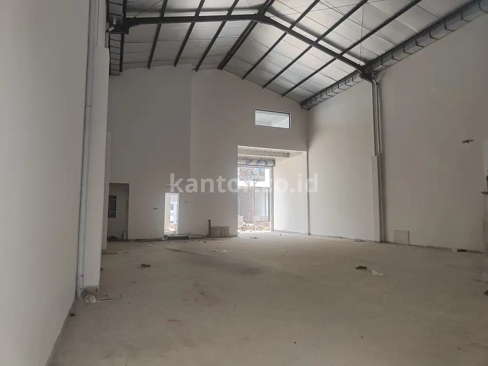 DI JUAL GUDANG 3 in 1 SAMPING BANDARA SOETTA