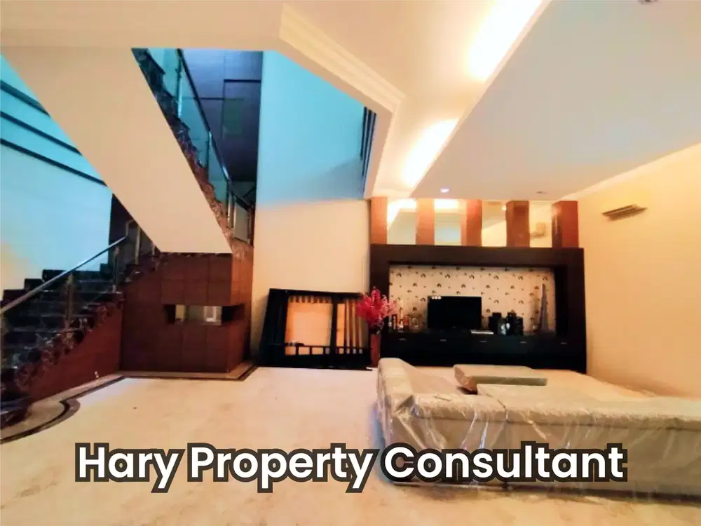 Rumah Mewah Full Furnished di Artha Gading Villa