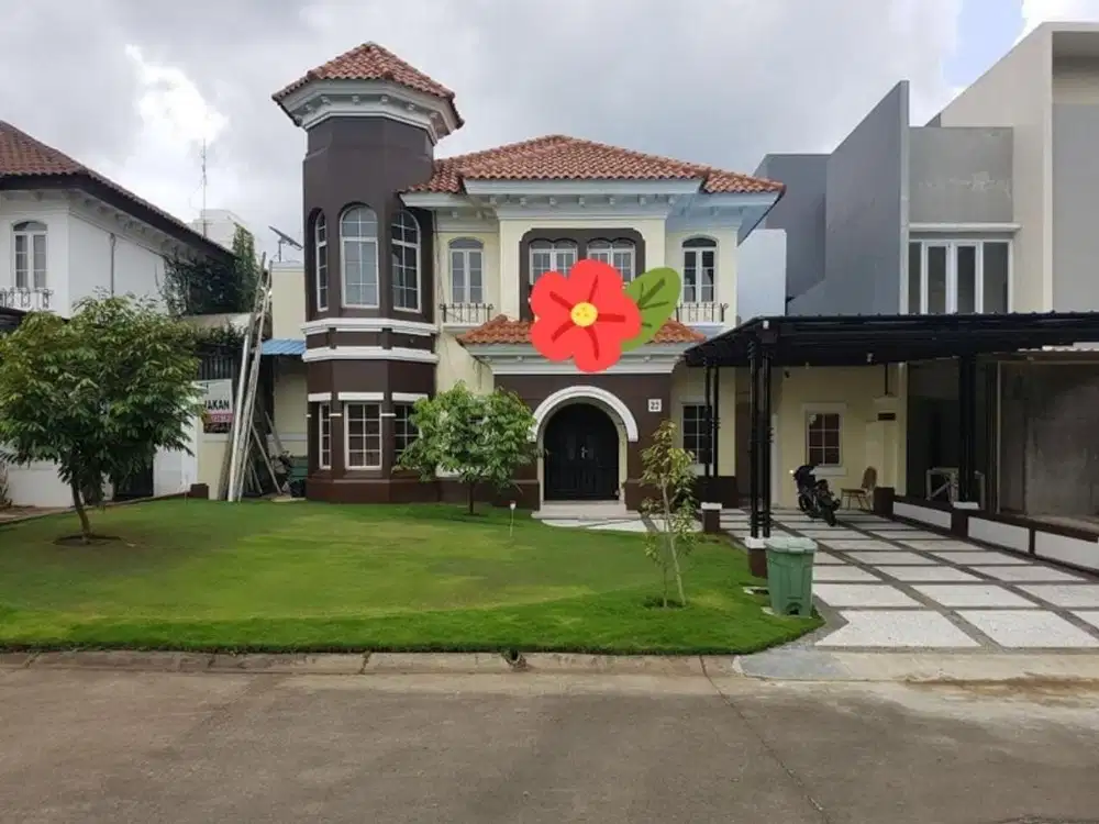 jual rumah nyaman di Sentul City.ada kolam renang.