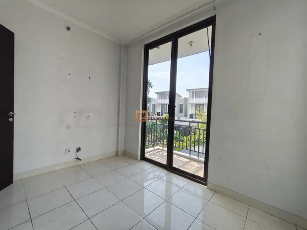 Disewakan Rumah 2lt di cosmo park sangat  Mewah Eksklusif di Jakarta