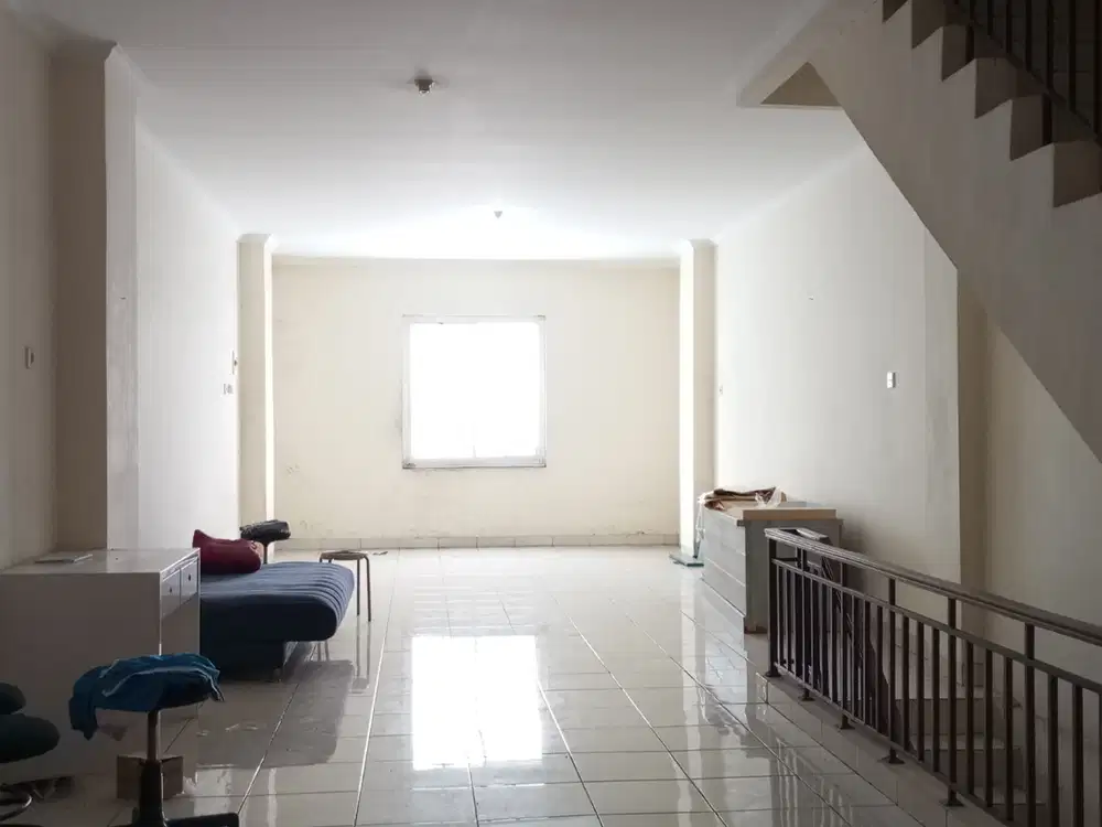 Disewakan Ruko Taman Palem Lestari Boulevard