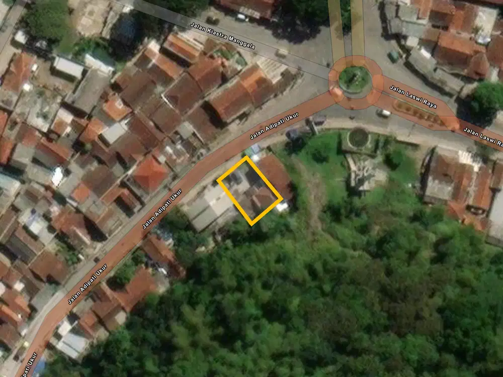 Tanah Strategis 221 m² di Pinggir Jalan Utama Baleendah