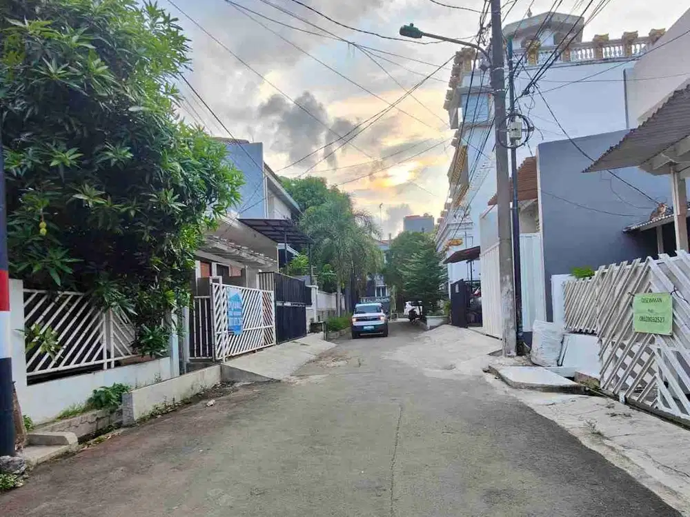 JUAL MURAH
Rumah Tua Hitung Tanah di Kelapa Nias Kelapa Gading Bebas banjir SUR