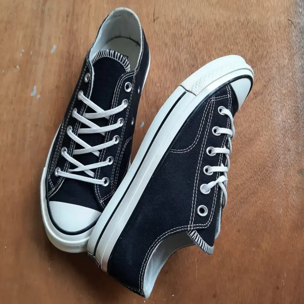 Obral lagi sepatunya