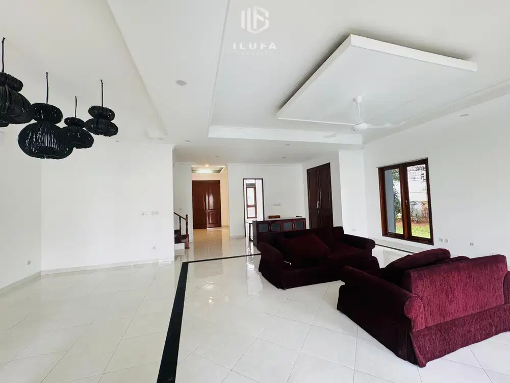 Disewakan rumah asri dalam compound back yard luas area kemang