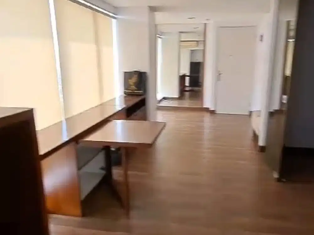 Jual Cepat Unit Best View 2 Bedroom Semi Furnished Mewah at Menteng Square Salemba