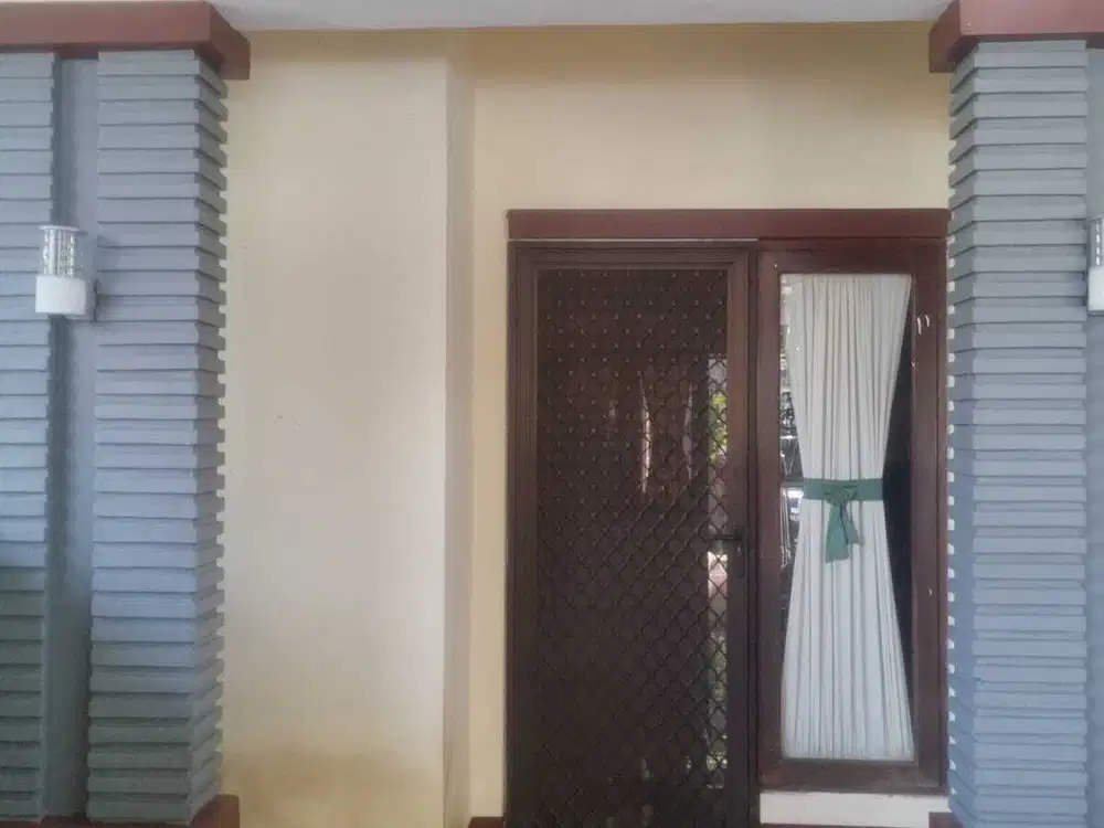 Rumah Luas 144 SHM  dalam cluster Aralia Harapan Indah 2 Bekasi